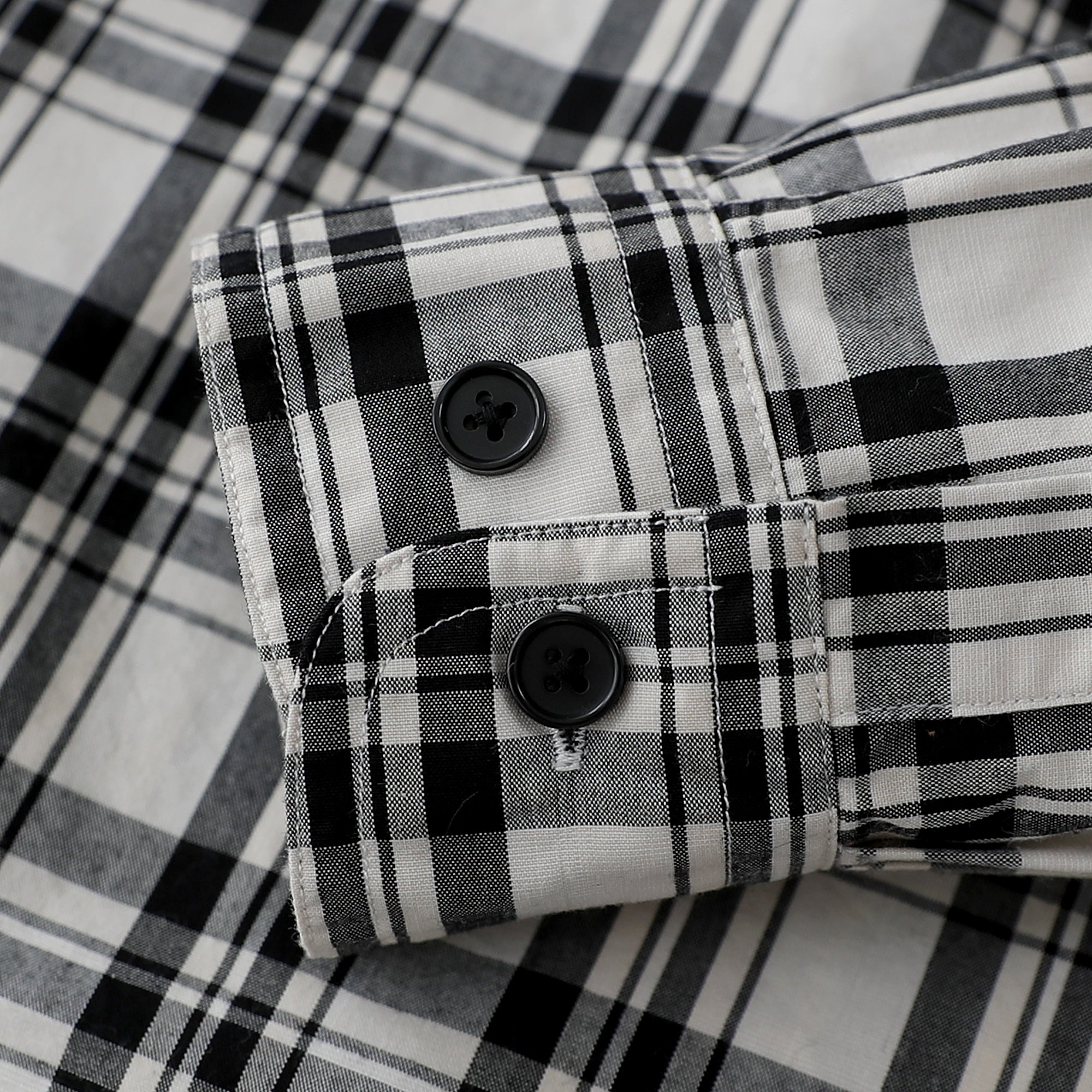 Dubinik® Mens Long Sleeve Button Down Shirts Casual Plaid Shirt with Practical Double Pockets Comfortable and Soft#0050009