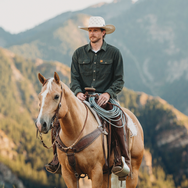 Dubinik® Corduroy Shirt Men Green Solid Corduroy Jacket Men Long Sleeve Casual Work Vintage Regular Fit Mens Snap Button Shirt#31006